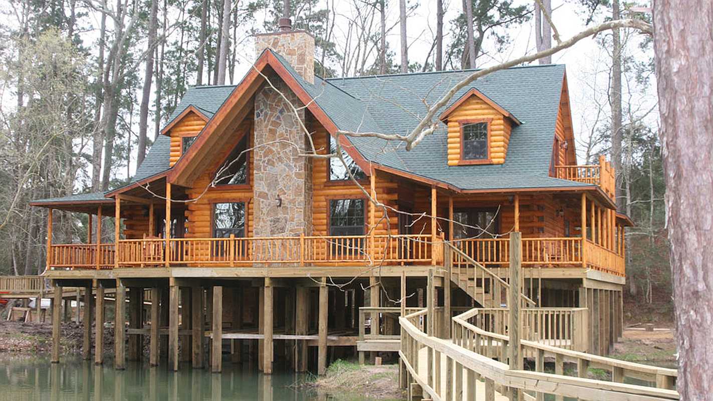 Baton Rouge cabin exterior